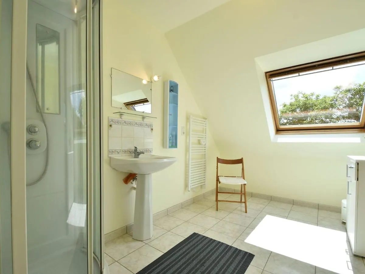 Tasteful Holiday Home In Plouvara With Garden Saint-Donan